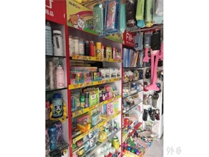 学校附近盈利中文具店转让