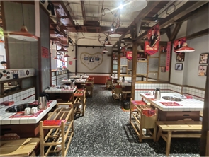 新城区新华广场昭君酒店附近盈利中餐厅转让