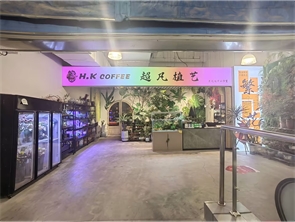 新城区水岸小镇E区花店转让（可空转） 